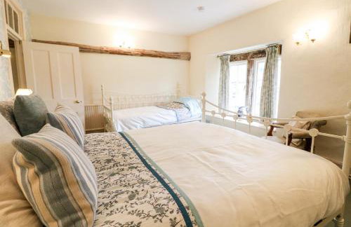 The Farmhouse - Photo 32