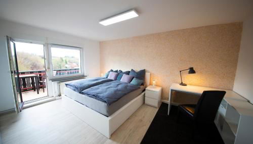 Schlossberg Apartments & Garten in der Natur & unweit vom "Thüringer Meer" - Foto 3