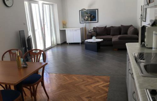 Apartments More - Photo 7