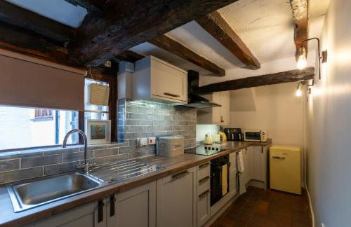 Bewdley River Cottage - Free private gated parking for 2 cars - River front location - Foto 29