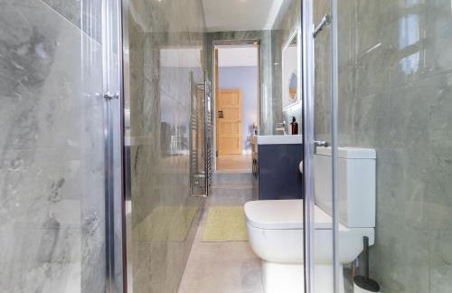 A spacious and modern 4Bedroom house - Foto 51