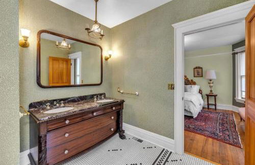 Historic Cap Hill Gem Prime Location Walkable - Foto 17