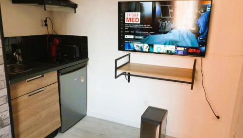 STUDIO LE PETIT ATELIER - PROCHE GARE - WiFi - Foto 2