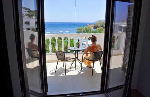 Tony's Beach Hotel - Foto 21