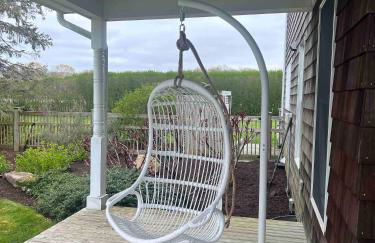 Stunning luxury Retreat I Wineries & Fall Farm Fun - Photo 36