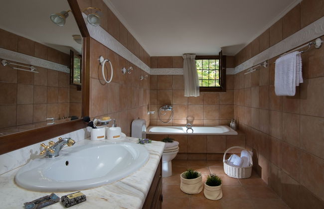 Oniropetra Luxury Suites - Foto 66