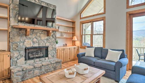 Sapphire Retreat with 2 Decks, Views and Resort Access - Foto 4