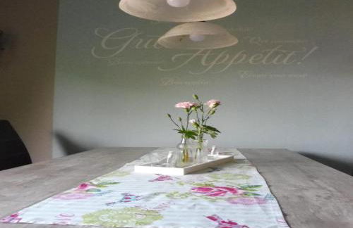 Apartment With Terrace and Pool in the Garden - Foto 50