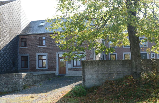 Holiday Home in Izier With Roofed Terrace, Garden, Parking - Foto 22