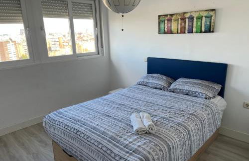 Pisos con piscina de temporada corta estancia - Foto 15