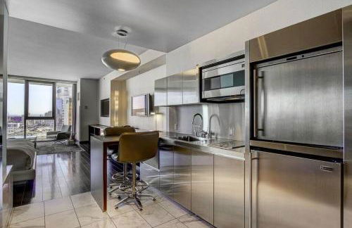 Strip View Luxury Studio No Resort Fee Palms Place - Foto 32