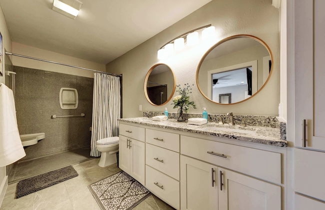 Waterfront Lake House With Hot Tub & Firepit - Foto 19