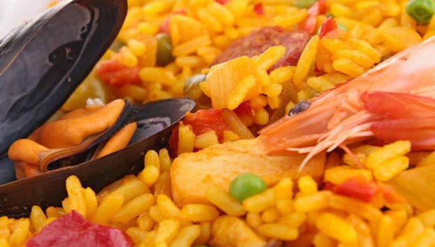 Degustando marisco gallego a bordo