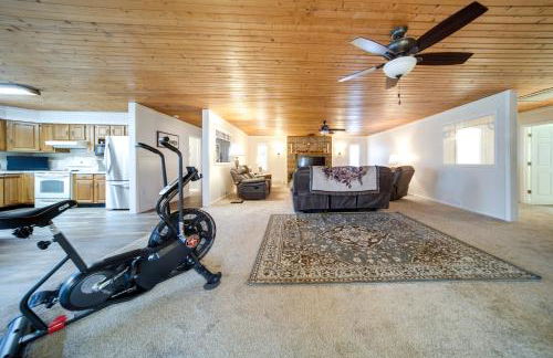 North Jackson Vacation Rental with Wraparound Deck! - Foto 5