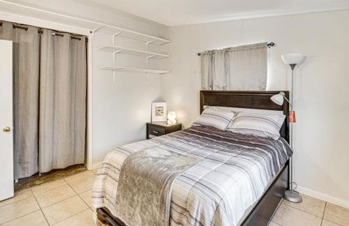 Work, Play and Relax Home with Yard in Lancaster! - Foto 15