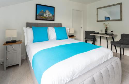 Tettenhall Lodge Studio - Photo 1