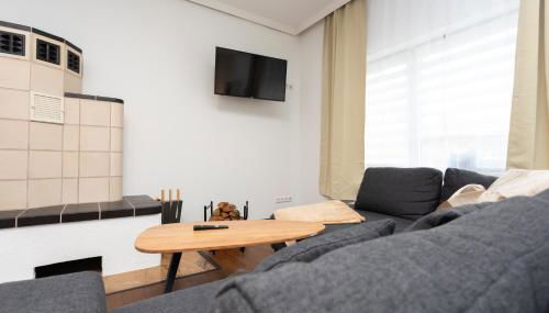 Stadthaus mit 2 Schlafzimmern & Wohnzimmer mit Kamin - Kostenloser Privat-Parkplatz auf dem Grundstück - Foto 4