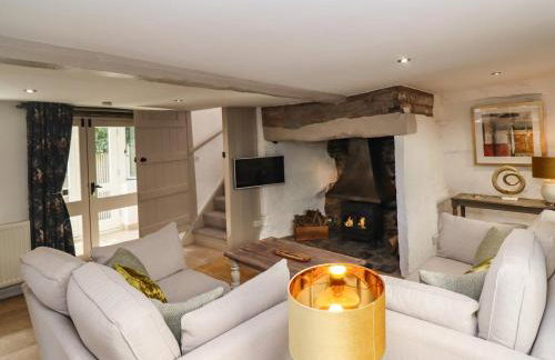 Woodbine Cottage - Photo 5