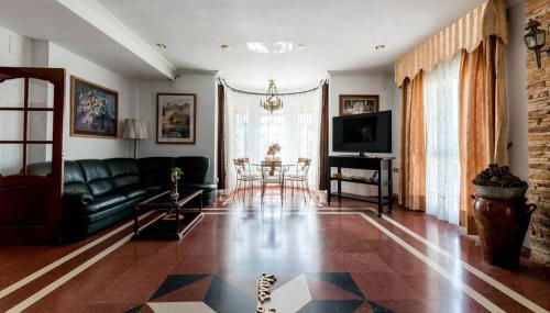 Star's House Sevilla.Con piscina,10 min de Sevilla - Foto 5