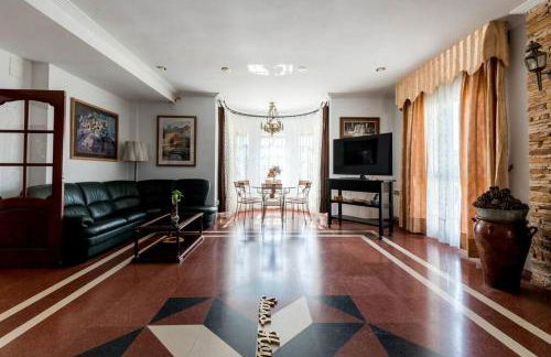 Star's House Sevilla.Con piscina,10 min de Sevilla - Foto 5