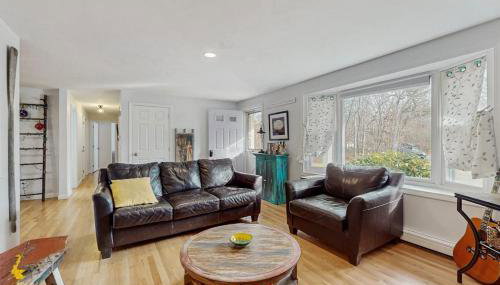 The Blue Whale Cottage - Photo 3