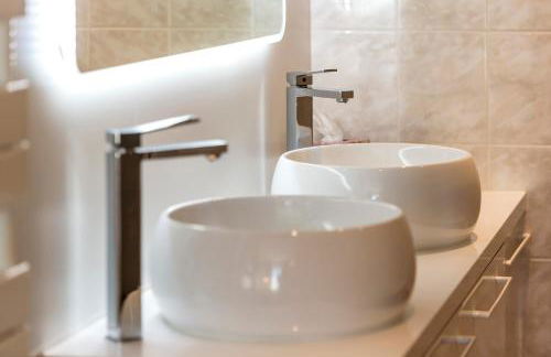 Suites Mana - Le Manaloft, Chic et moderne avec salle privée de Fitness en plein centre-ville de Rethel - Foto 34