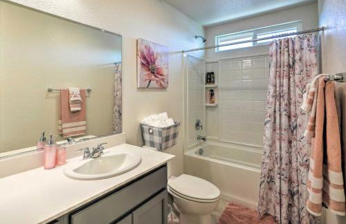 Sacramento Retreat with Yard about 13 Mi to Dtwn! - Photo 25