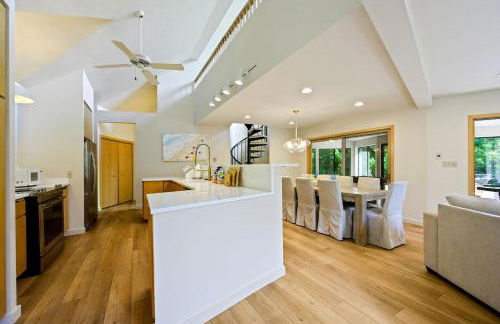 Modern Home Walk to Downtown, Hot Tub & GameRoom - Foto 16