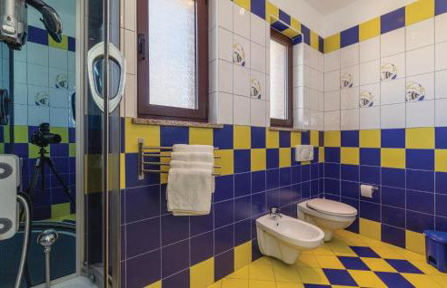 Four-Bedroom Holiday Home In Vodnjan - Foto 41