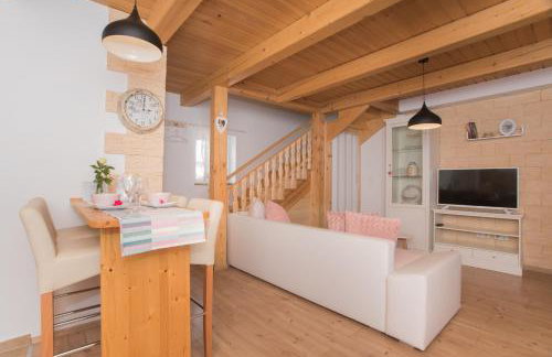 Kalpić Rusticus - Photo 20