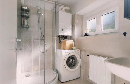 Garden View & private parking - Photo 14