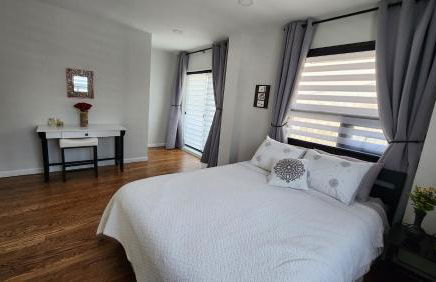 Luxury Modern Loft with Balcony Near MetLife & NYC - Foto 11