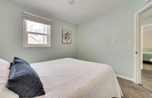 Dock and Views Lake Mitchell Home in Cadillac! - Foto 13