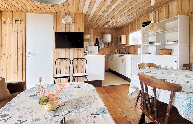 3 Person Holiday Home in Allingabro - Photo 5