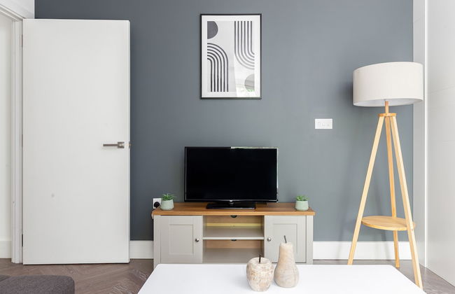 Luminous 2 Bed Balcony Flat in Islington - Foto 34