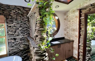 Stunning Catskills Cabin - Photo 46