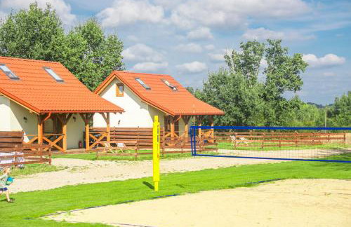 Ostoja Lemany - domki na Kaszubach, sauna, balia-jacuzzi, plac zabaw, tyrolka , dwa boiska, miejsce na ognisko, grill gazowy - Foto 61