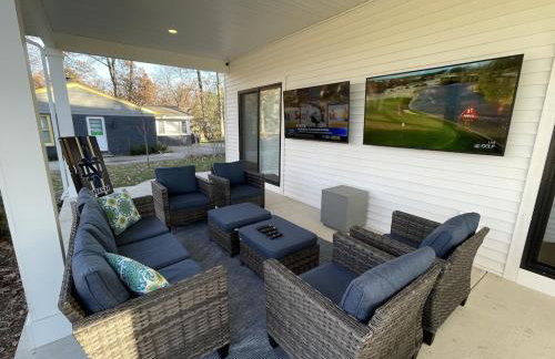 Luxury Estate with StadiumTDJ Views Sleeps 20 - Foto 5