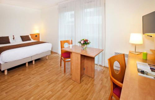 Séjours & Affaires Rennes Longs Champs - Foto 21