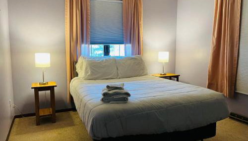 Near Shopping & Dining- The South Bend Bungalow - Foto 5