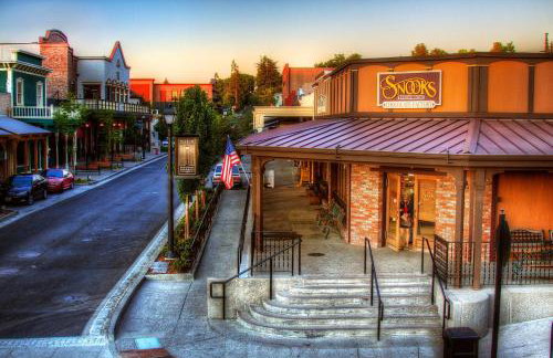 Executive home in a serene park like setting - Foto 46