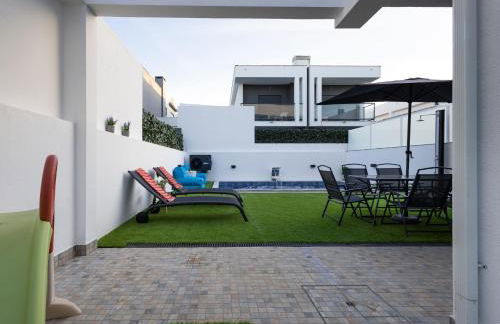 Casa Férias com Piscina Aquecida e Suítes Privadas - Foto 50