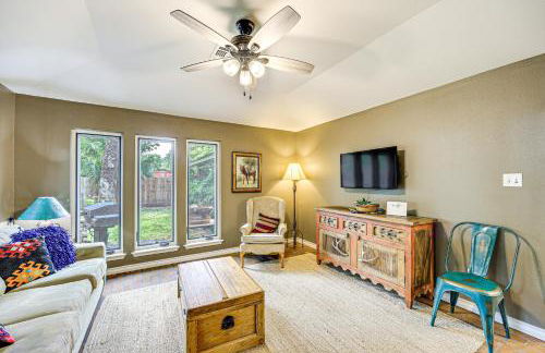 Del Rio Home with Large Yard, BBQ and Fireplace! - Foto 7