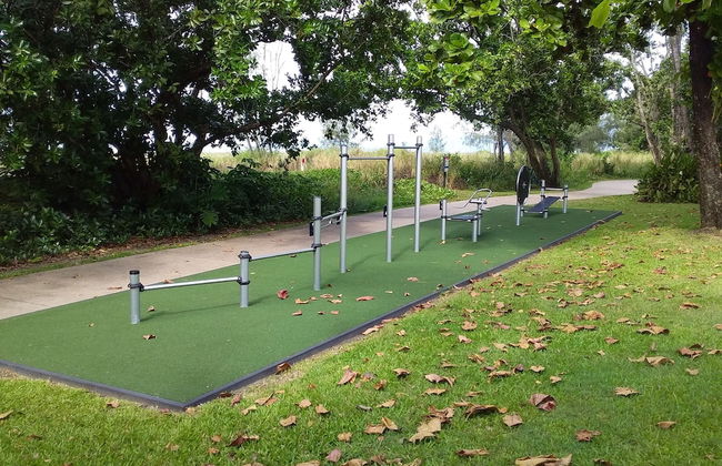 The York Beachfront Holiday Apartments - Photo 35