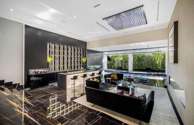 London Dream - Photo 6