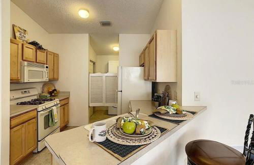 Cozy home, Right Next Door to Lake Sumter Square! - Foto 25