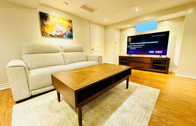 Cozy 2BR Retreat - Comfort & Convenience - Photo 12