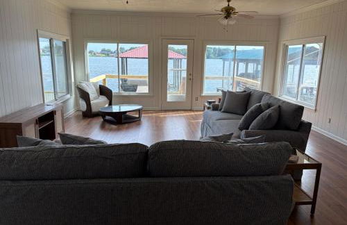 Island getaway 11 beds 4 bedrooms - Foto 1