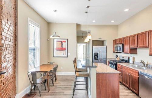 Tower Grove Two-Story Cozy Unit for Groups STL side a - Photo 5