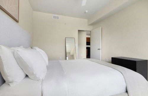 Blueground North Burnet pool nr Walnut Creek Park ATX-350 - Foto 19